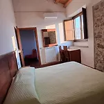 Tabarani Vakantieboerderij Collesano