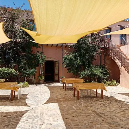 Tabarani Farm stay Collesano