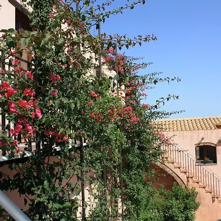 Tabarani Farm stay