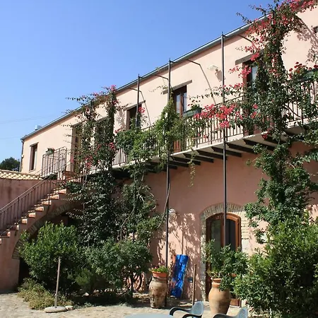 Tabarani Farm stay *