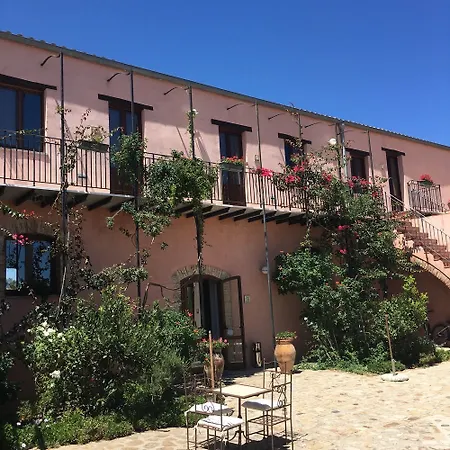 Tabarani Farm stay Collesano