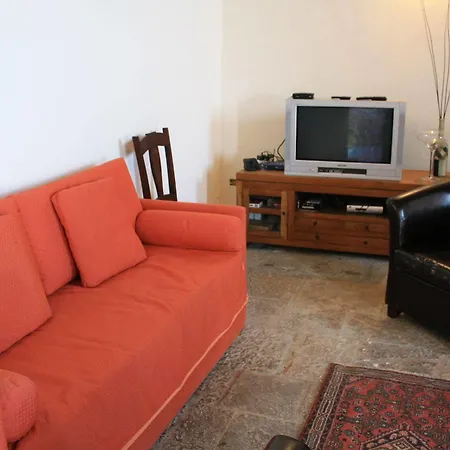 Tabarani Farm stay *