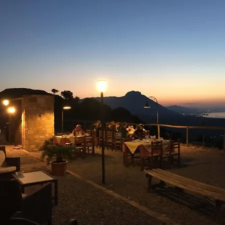 Tabarani Farm stay Collesano